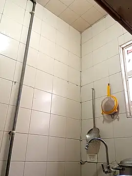 Snapshot of kelly_dirty_ chatting on 10.01.25 kelly dirty  online show from 10.01.25