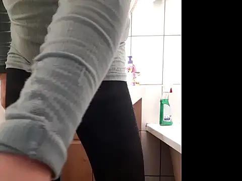 feathersify online show from 11.17.25