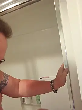 Littledick007007 online show from 12.04.25