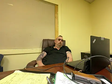 Littledick007007 online show from 01.16.26