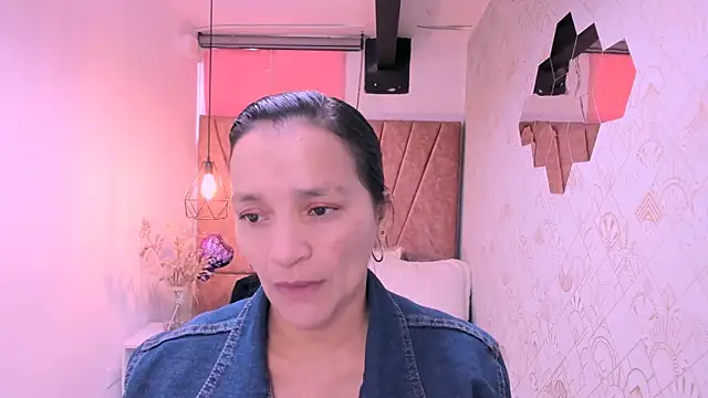 MarilynMiilf  online show from 10.04.25