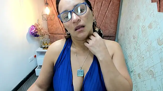 MarilynMiilf  online show from 11.28.25