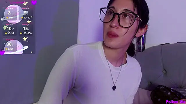 Red-moon1 online show from 10.17.25