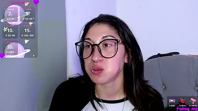 Red-moon1 online show from 11.23.25