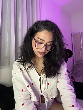 Samantha Bernardo online show from 06.25.26