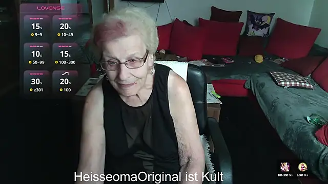 HeisseomaOriginal online show from 09.16.25