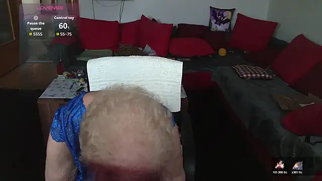 HeisseomaOriginal online show from 12.01.25