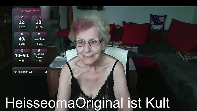 HeisseomaOriginal online show from 06.04.26