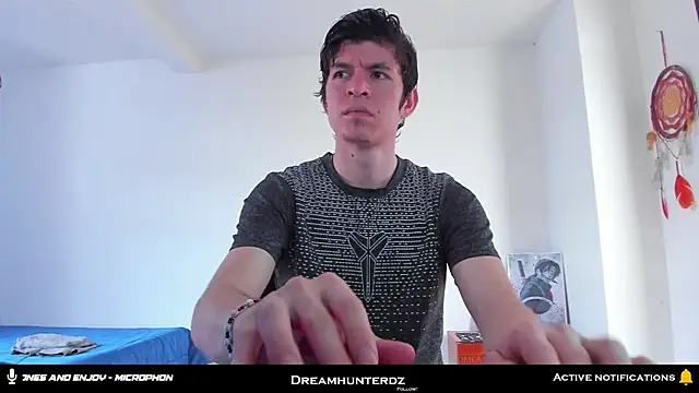 Snapshot of Headhunterdz chatting on 09.17.25 Headhunterdz online show from 09.17.25