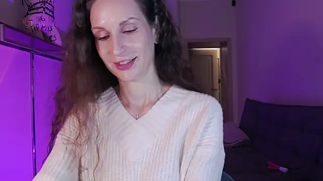 Mila Anders online show from 10.05.25