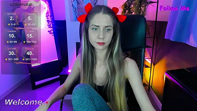 GrayceWild online show from 01.10.25