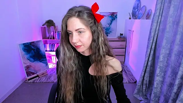 GrayceWild online show from 02.14.25