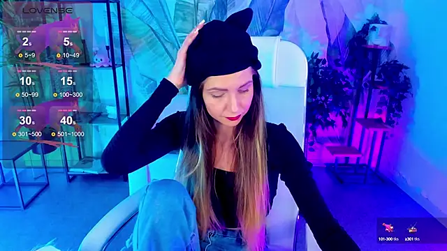 GrayceWild online show from 03.18.25