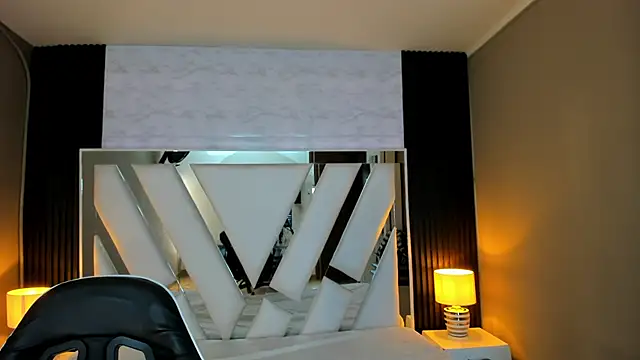 Linda4Petite online show from 02.07.26