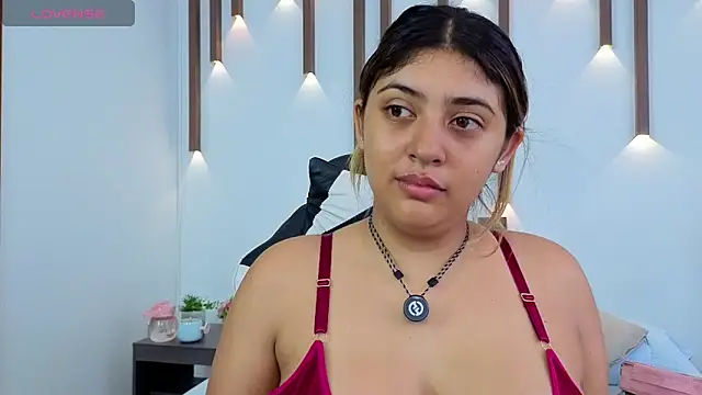 Snapshot of abby_miller26 chatting on 12.05.25 abby miller26 online show from 12.05.25