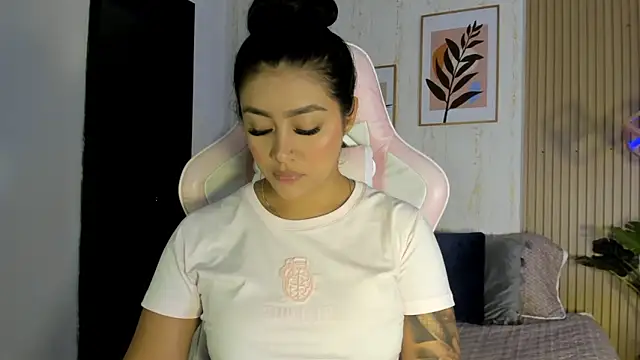 CameronCollins  online show from 10.17.25