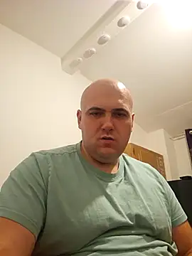 Snapshot of mario890605 chatting on 09.25.25 mario890605 online show from 09.25.25