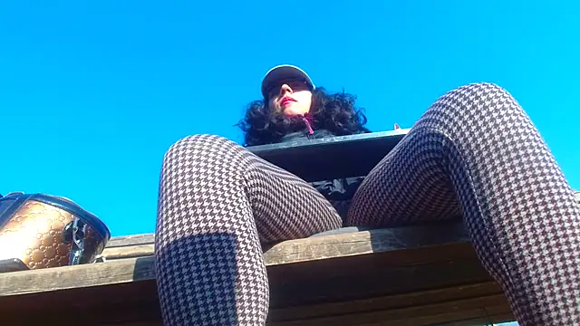 SquirtyMellissaLabia online show from 02.12.25