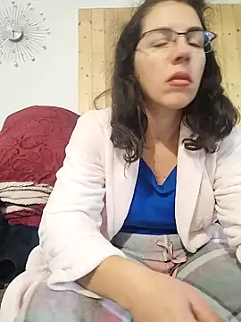 SquirtyMellissaLabia online show from 12.14.25