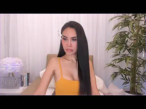 Snapshot of Holy_Bliss chatting on 10.16.25 Holy Bliss online show from 10.16.25