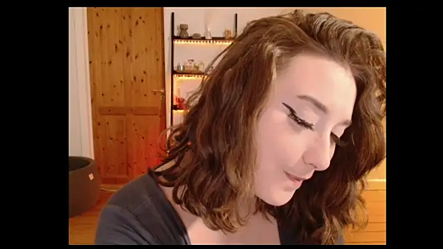 NaughtyRapunzel7 online show from 12.28.24