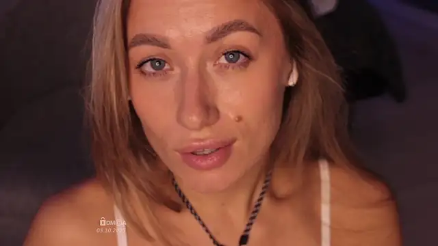 Blondie Bunny online show from 11.03.25