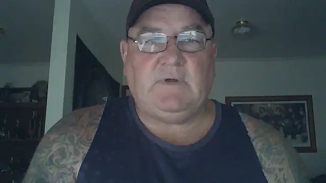 Snapshot of HOTANAL chatting on 01.12.25 HOTANAL online show from 01.12.25