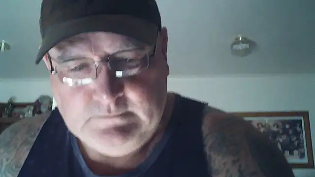 Snapshot of HOTANAL chatting on 01.14.25 HOTANAL online show from 01.14.25