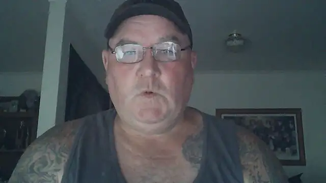 Snapshot of HOTANAL chatting on 01.14.25 HOTANAL online show from 01.14.25