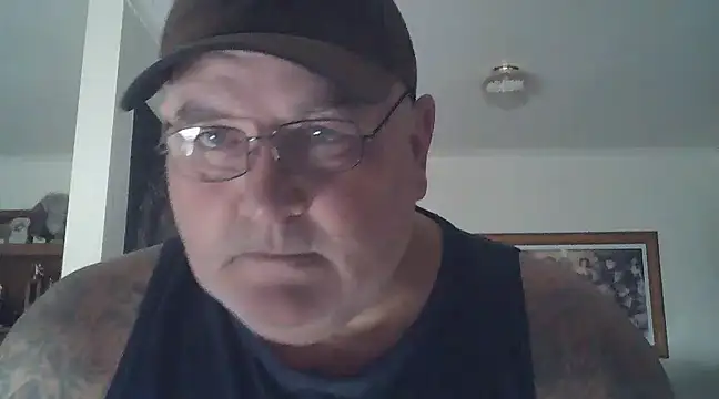 Snapshot of HOTANAL chatting on 01.16.25 HOTANAL online show from 01.16.25