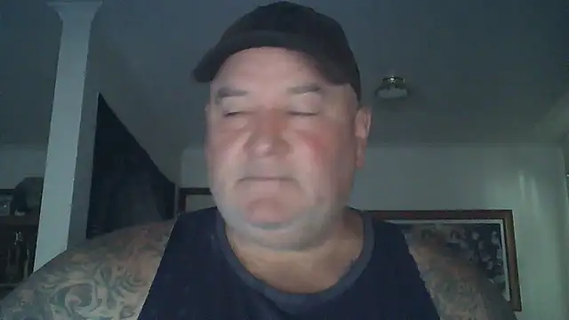 Snapshot of HOTANAL chatting on 01.18.25 HOTANAL online show from 01.18.25