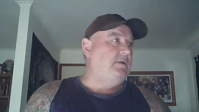 Snapshot of HOTANAL chatting on 01.18.25 HOTANAL online show from 01.18.25