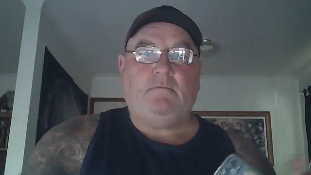 Snapshot of HOTANAL chatting on 01.25.25 HOTANAL online show from 01.25.25