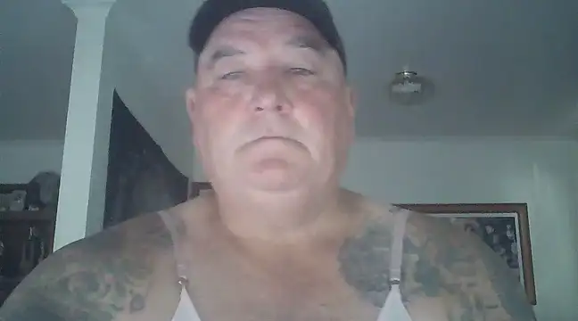 Snapshot of HOTANAL chatting on 02.02.25 HOTANAL online show from 02.02.25