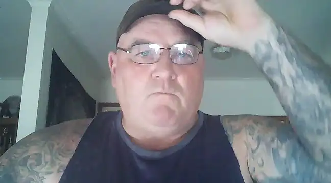 Snapshot of HOTANAL chatting on 02.02.25 HOTANAL online show from 02.02.25