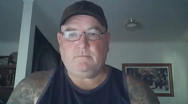 Snapshot of HOTANAL chatting on 02.06.25 HOTANAL online show from 02.06.25