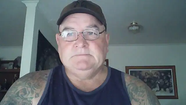 Snapshot of HOTANAL chatting on 02.10.25 HOTANAL online show from 02.10.25