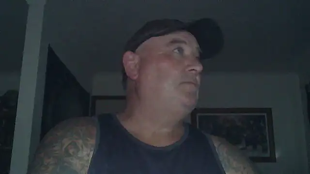 Snapshot of HOTANAL chatting on 02.22.25 HOTANAL online show from 02.22.25