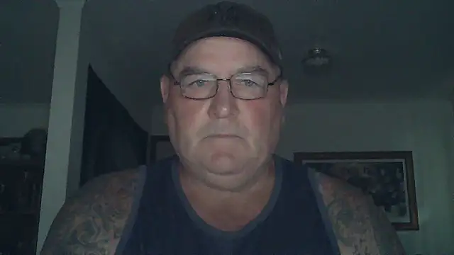 Snapshot of HOTANAL chatting on 02.26.25 HOTANAL online show from 02.26.25