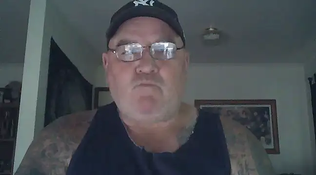 Snapshot of HOTANAL chatting on 03.15.25 HOTANAL online show from 03.15.25