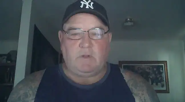 Snapshot of HOTANAL chatting on 03.19.25 HOTANAL online show from 03.19.25