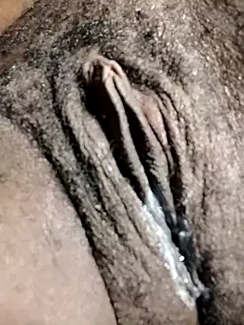 Snapshot of markquanna chatting on 10.14.25 markquanna online show from 10.14.25