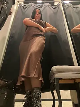 CrazzyChicks online show from 10.08.25