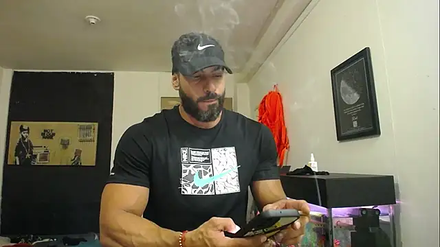 romeolovedark online show from 02.18.25