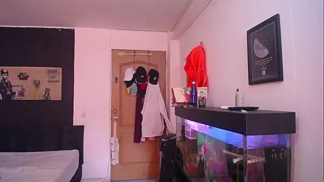 romeolovedark online show from 03.19.25