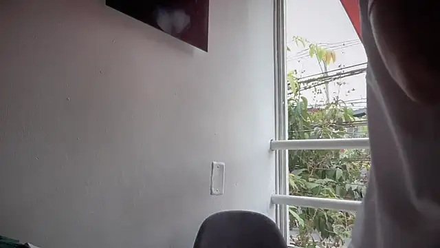 romeolovedark online show from 10.15.25