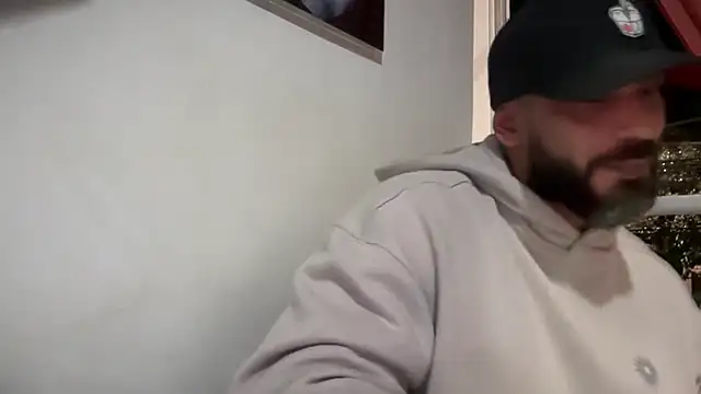 romeolovedark online show from 10.19.25