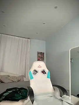 IvyHoney online show from 12.08.24