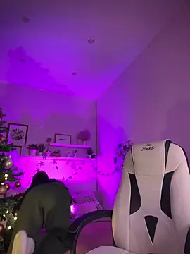 IvyHoney online show from 12.30.24