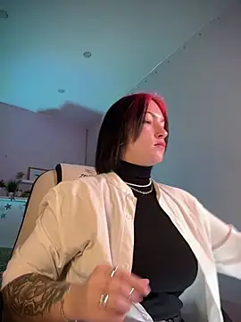 IvyHoney online show from 01.08.25